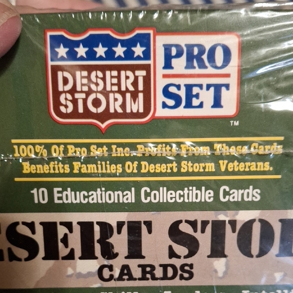 Desert Storm Collectible Pro Cards - Picture 3 of 3